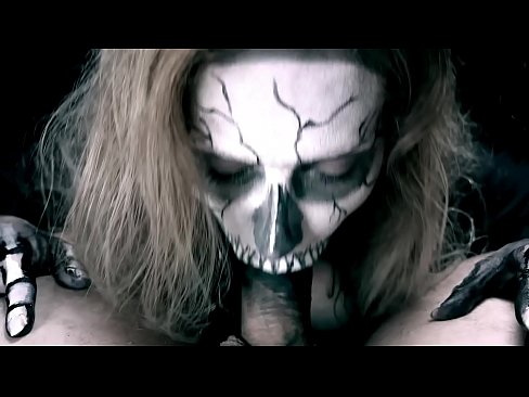 ❤️ ʻO ke kaikamahine daimonio e omo ana i ka moa me kona waha ʻeleʻele a me ka ʻai ʻana. ❤❌ Super porn ma haw.killvs.top ️❤